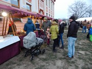 Rozsvícení stromečku u MŠ